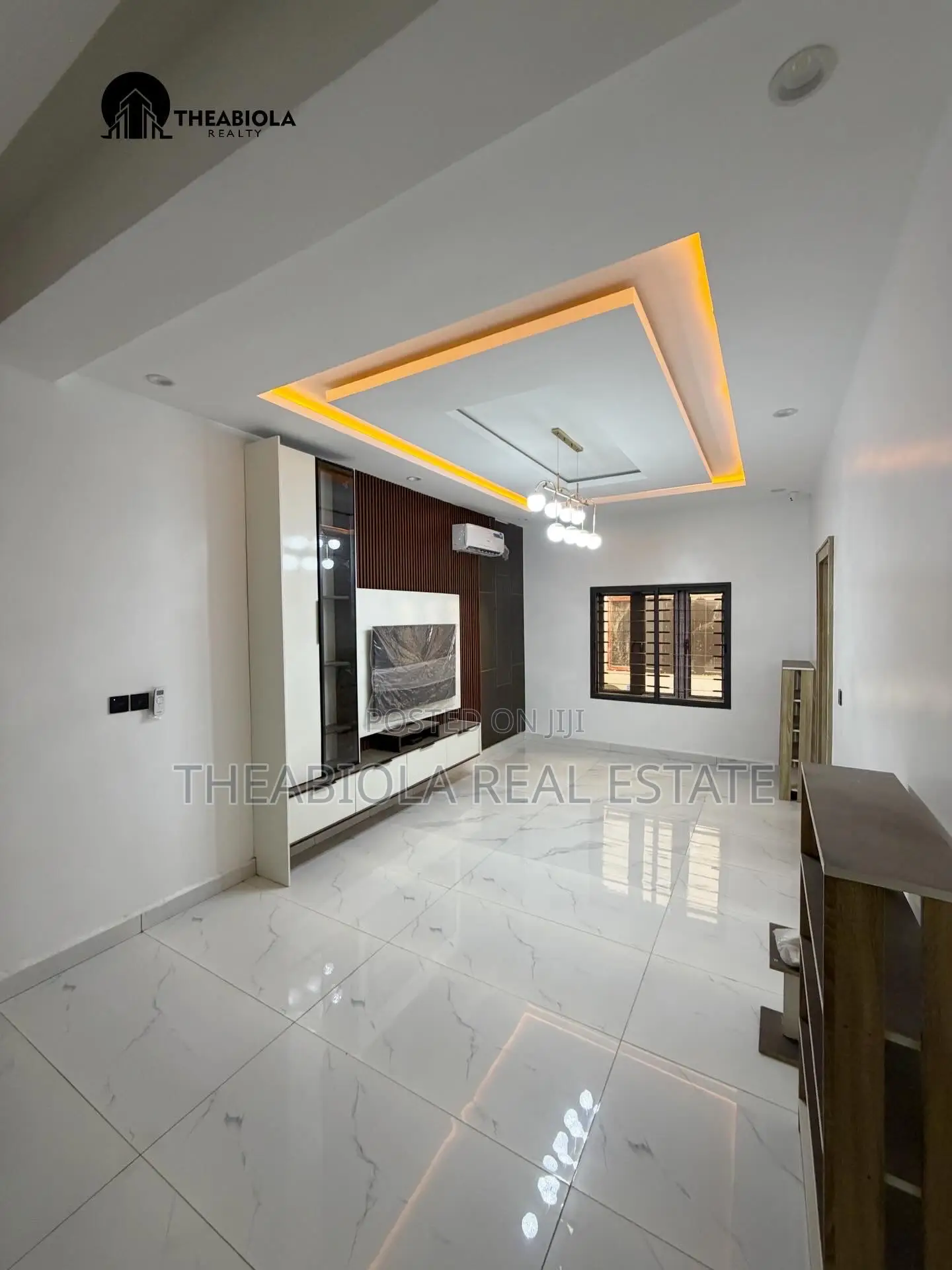 5bdrm Duplex in Katampe Extension, for sale