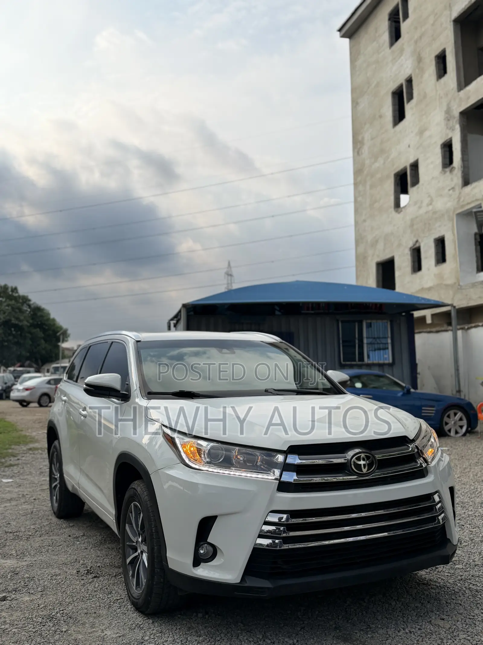 Toyota Highlander XLE 4x2 V6 (3.5L 6cyl 8A) 2017 White