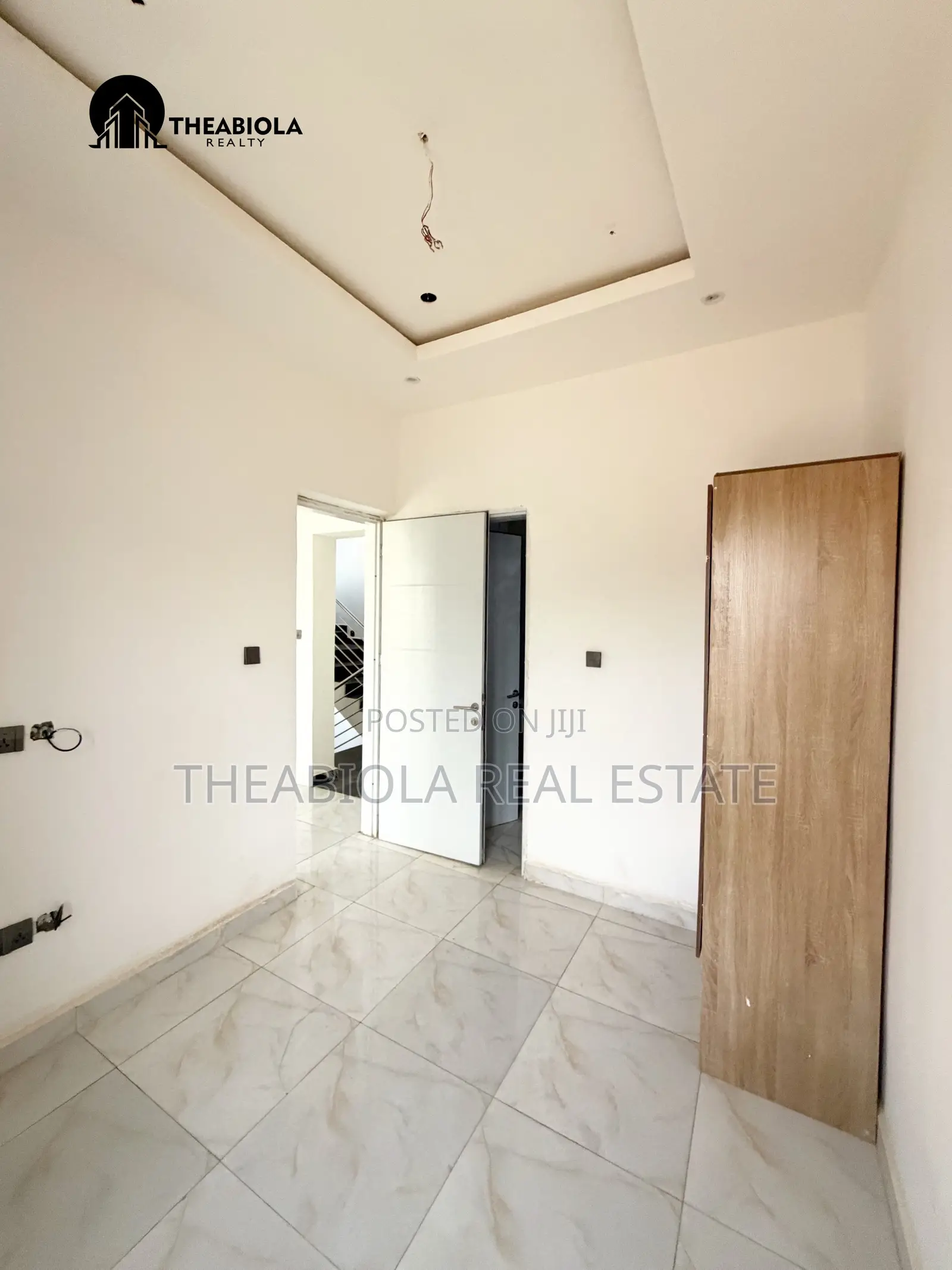 4bdrm Townhouse/Terrace in Guzape, Abuja for sale