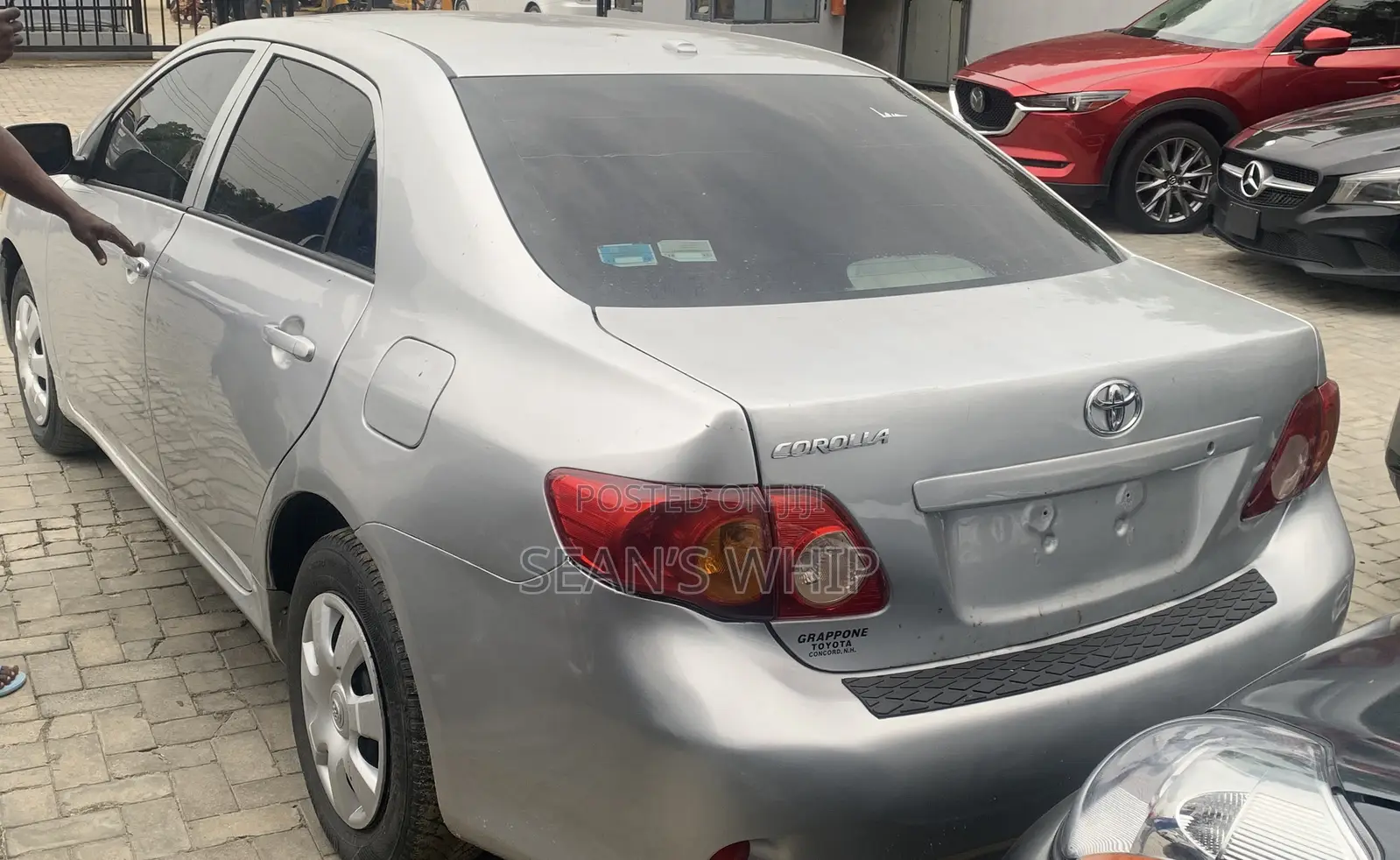Toyota Corolla LE 4dr Sedan (1.8L 4 cyl 4A) 2009 Silver