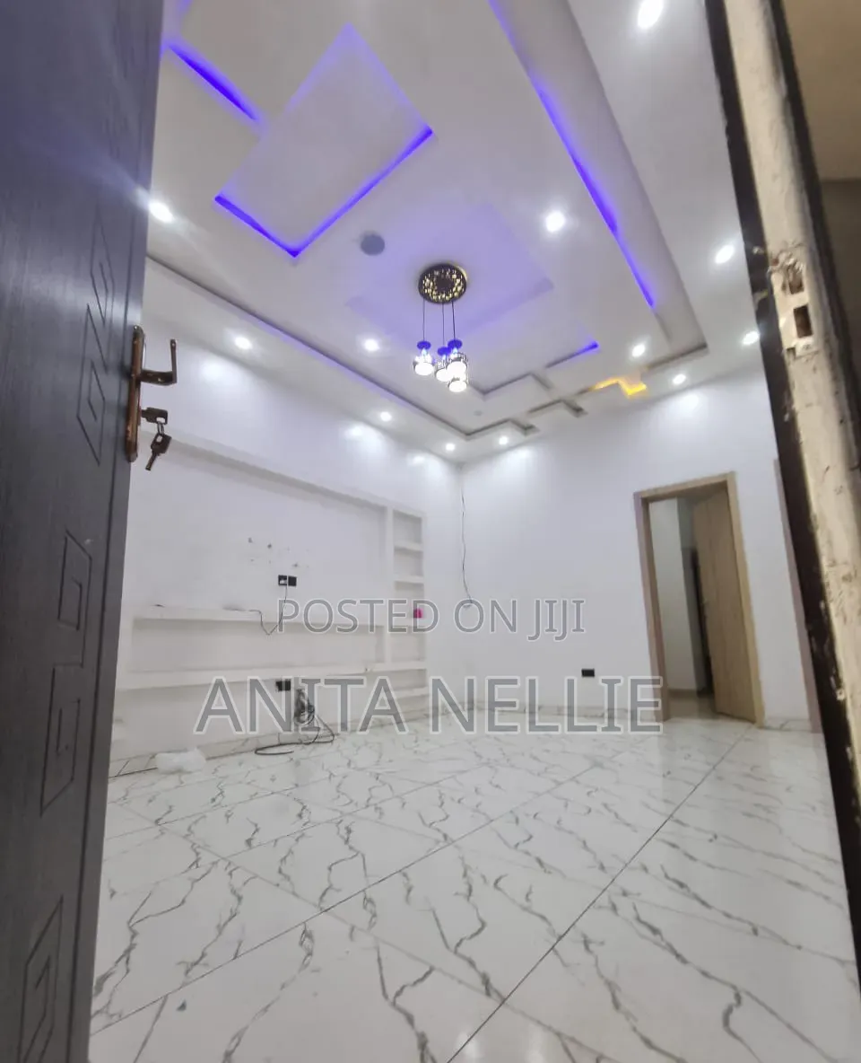 Mini Flat in Westend, Lekki for rent