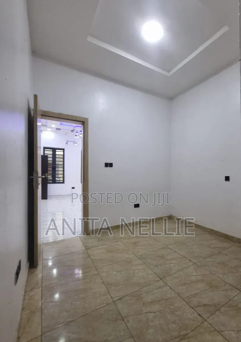 Mini Flat in Westend, Lekki for rent