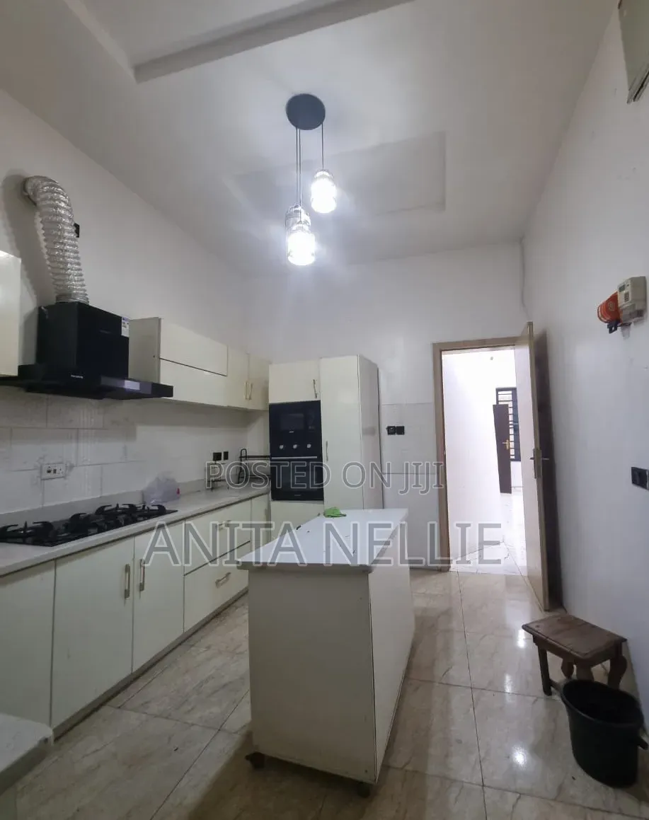 Mini Flat in Westend, Lekki for rent