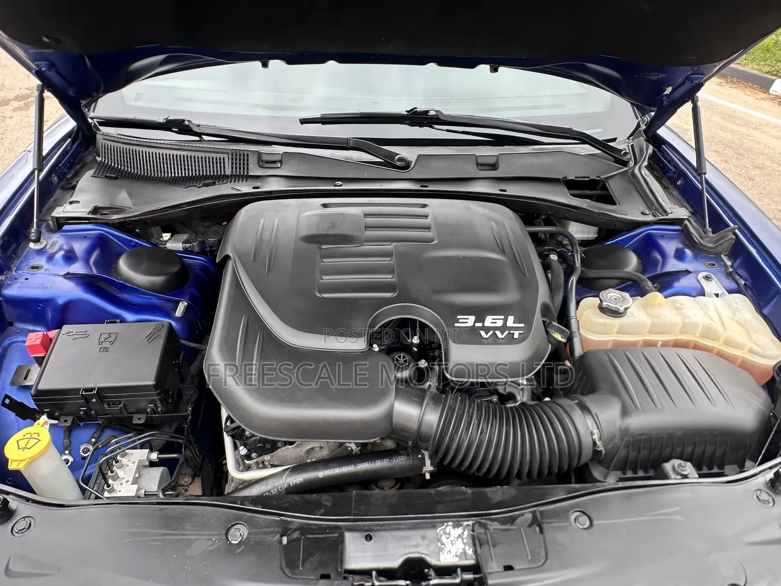 Dodge Charger 2020 Blue