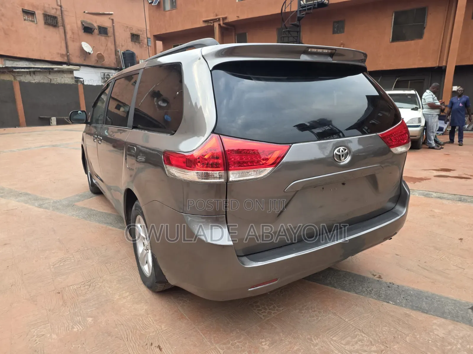Toyota Sienna 2010 Gray