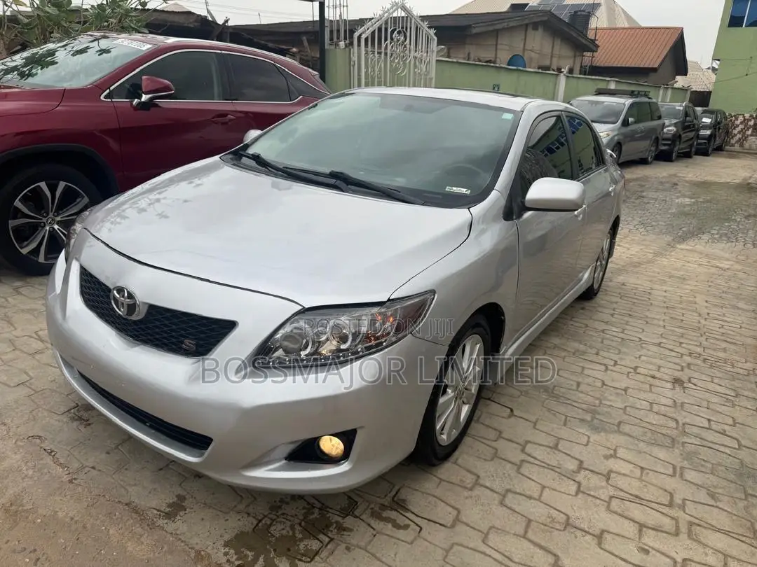 Toyota Corolla S 4dr Sedan (1.8L 4cyl 4A) 2010 Silver