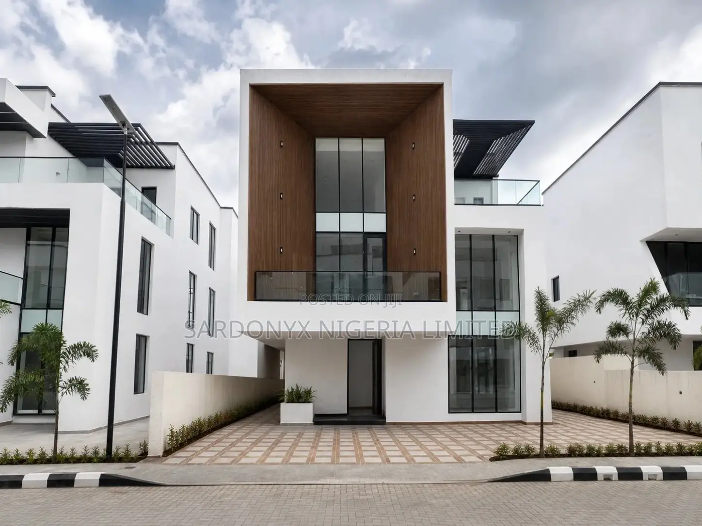 6bdrm Duplex in Lekki Phase 1 for sale