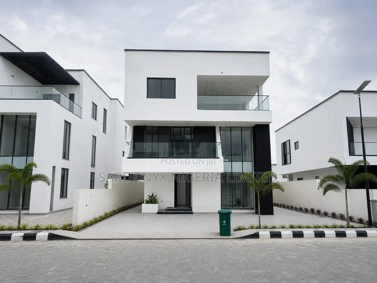 6bdrm Duplex in Lekki Phase 1 for sale