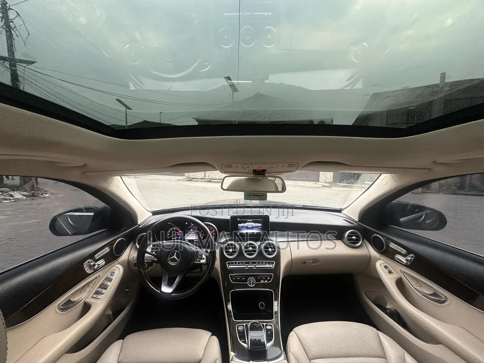 Mercedes-Benz C300 2016 Gray