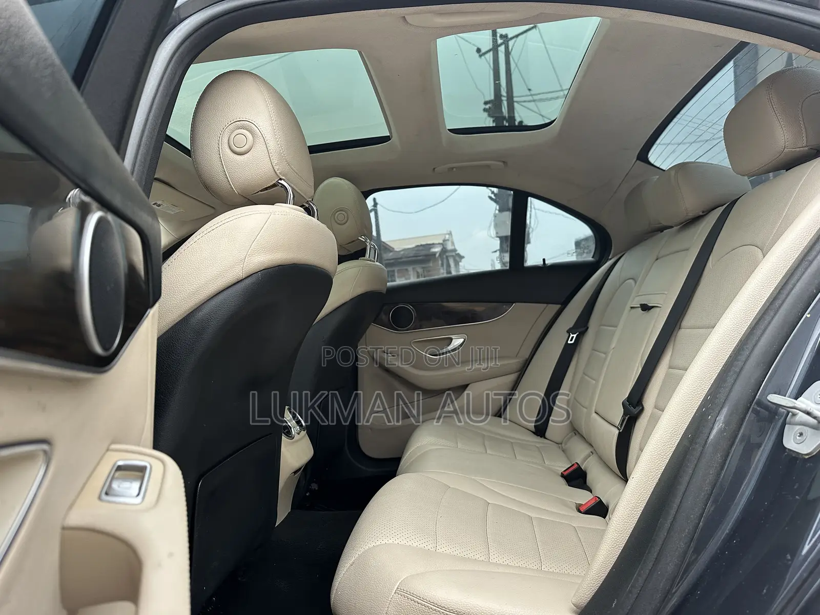 Mercedes-Benz C300 2016 Gray