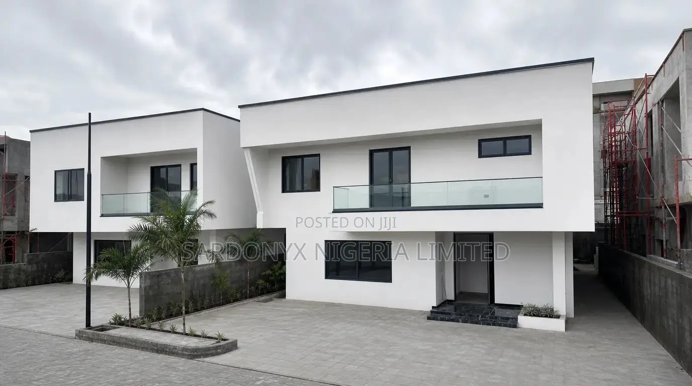 4bdrm Duplex in Lekki Phase 1 for sale
