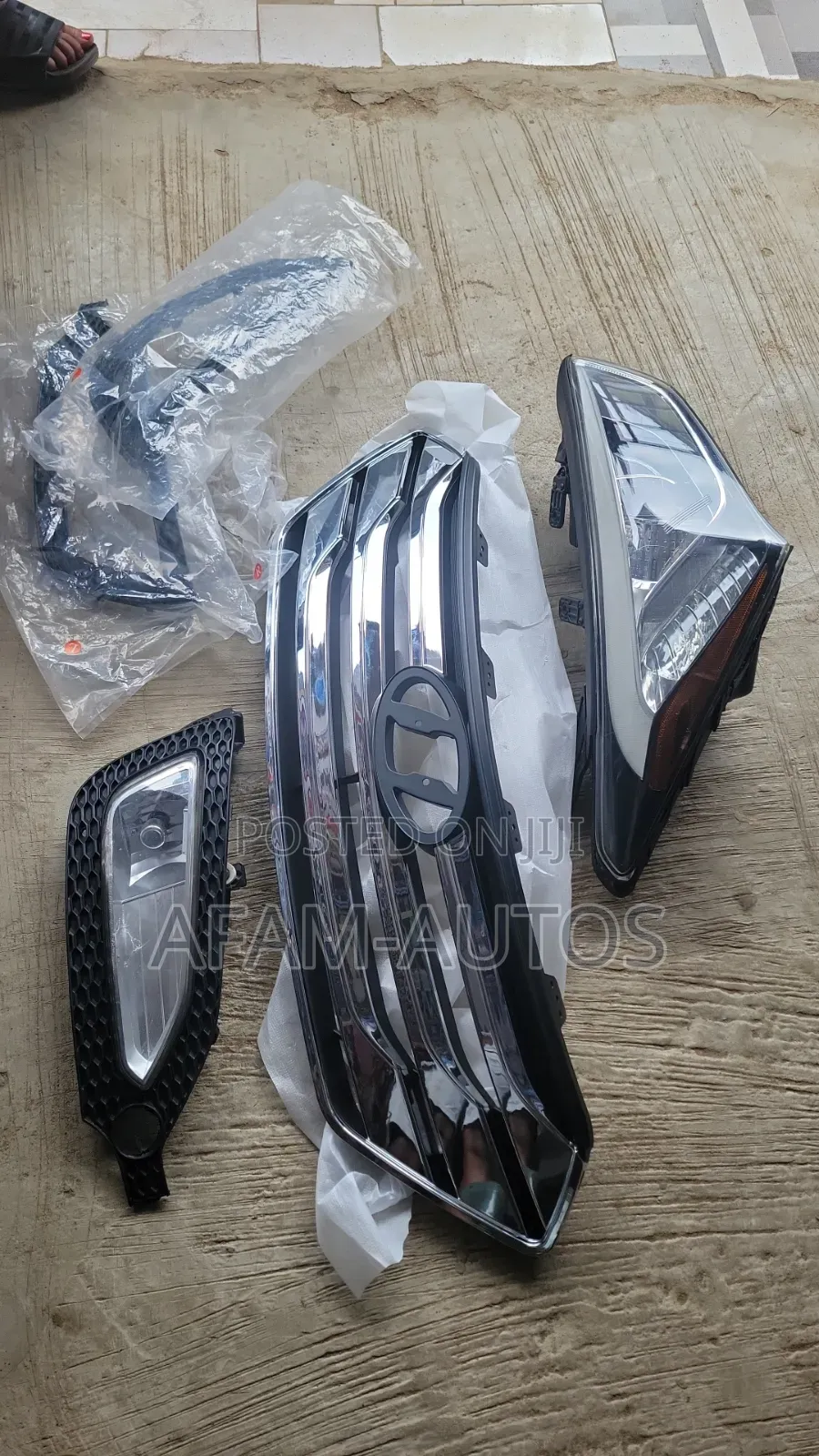 Bumper Kona 2018 Headlights and Front Grille