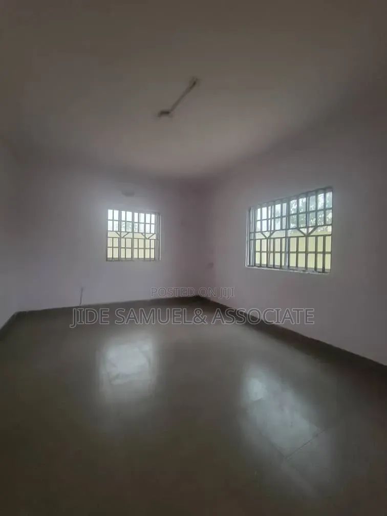 Furnished Mini Flat in Ayobo for rent