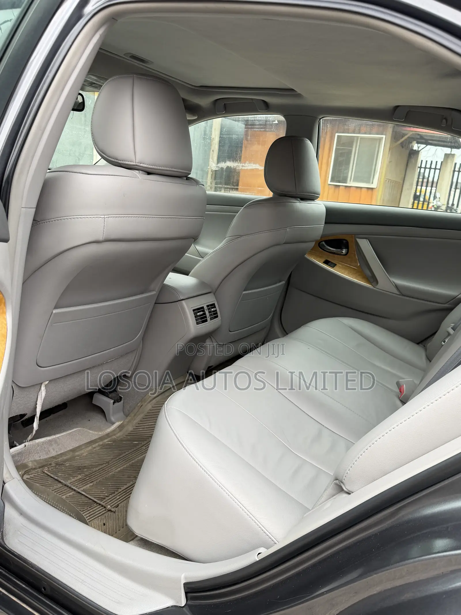 Toyota Camry XLE V6 4dr Sedan (3.5L 6cyl 6AM) 2008 Gray
