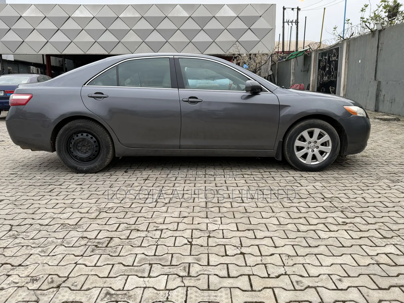 Toyota Camry XLE V6 4dr Sedan (3.5L 6cyl 6AM) 2008 Gray