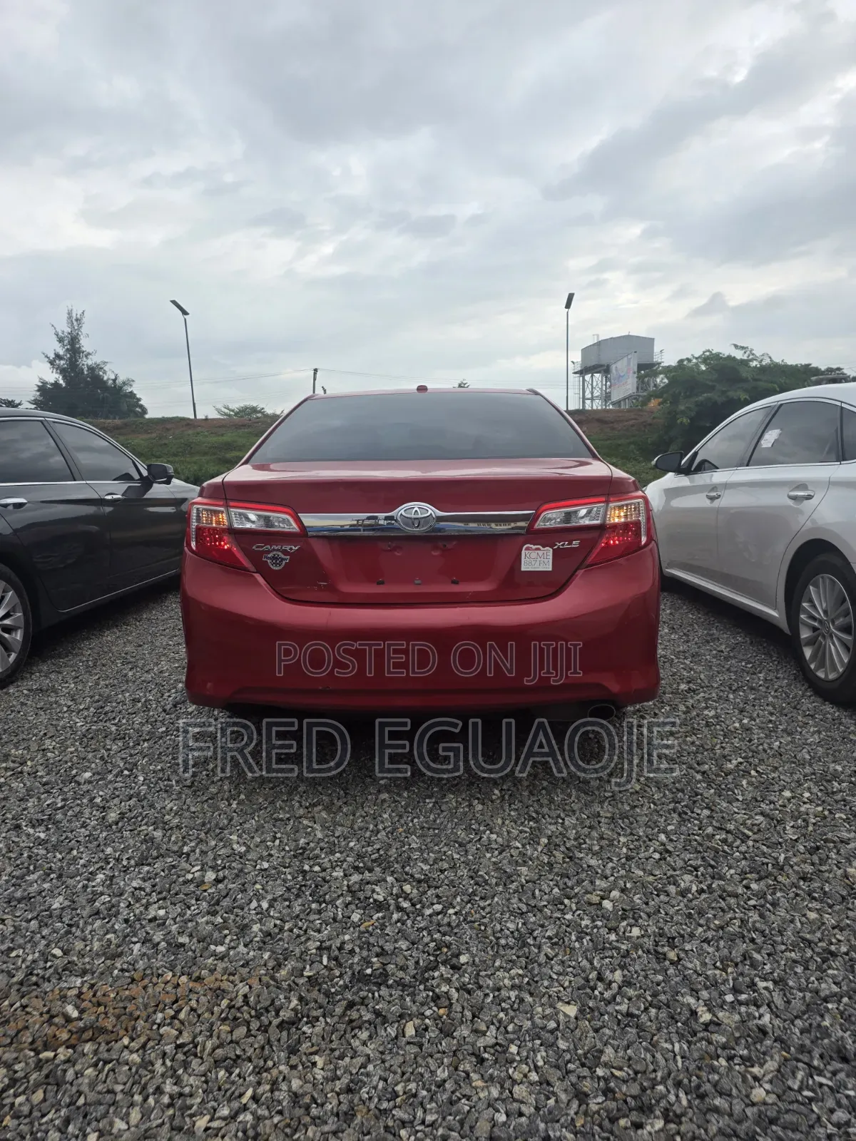Toyota Camry XLE 4dr Sedan (2.5L 4cyl 6A) 2012 Red