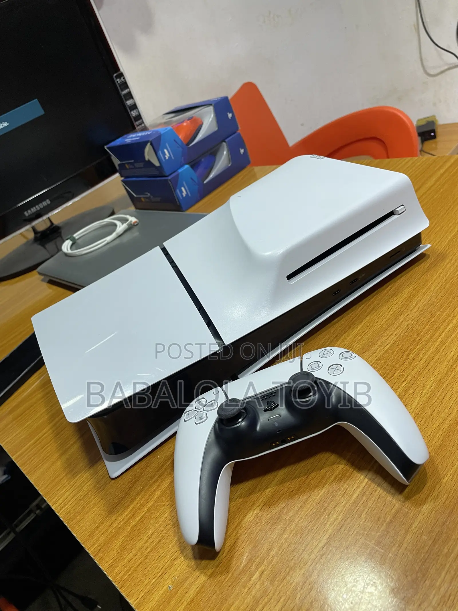 Neatly Used Ps5 Slim With One Controller