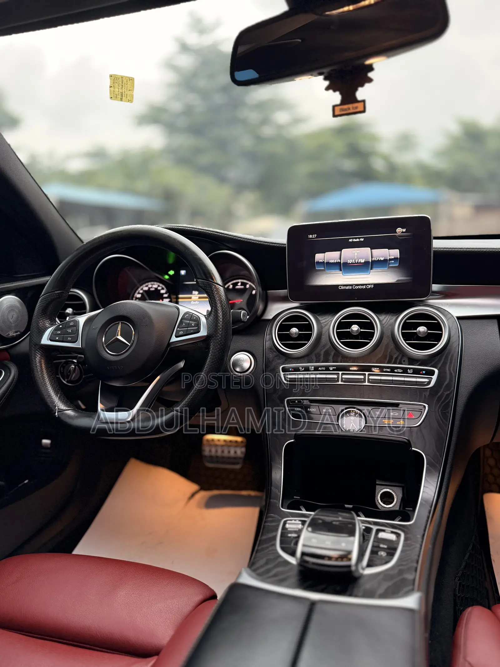 Mercedes-Benz C400 4Matic AWD Sedan (3.0L V6 7A) 2015 White