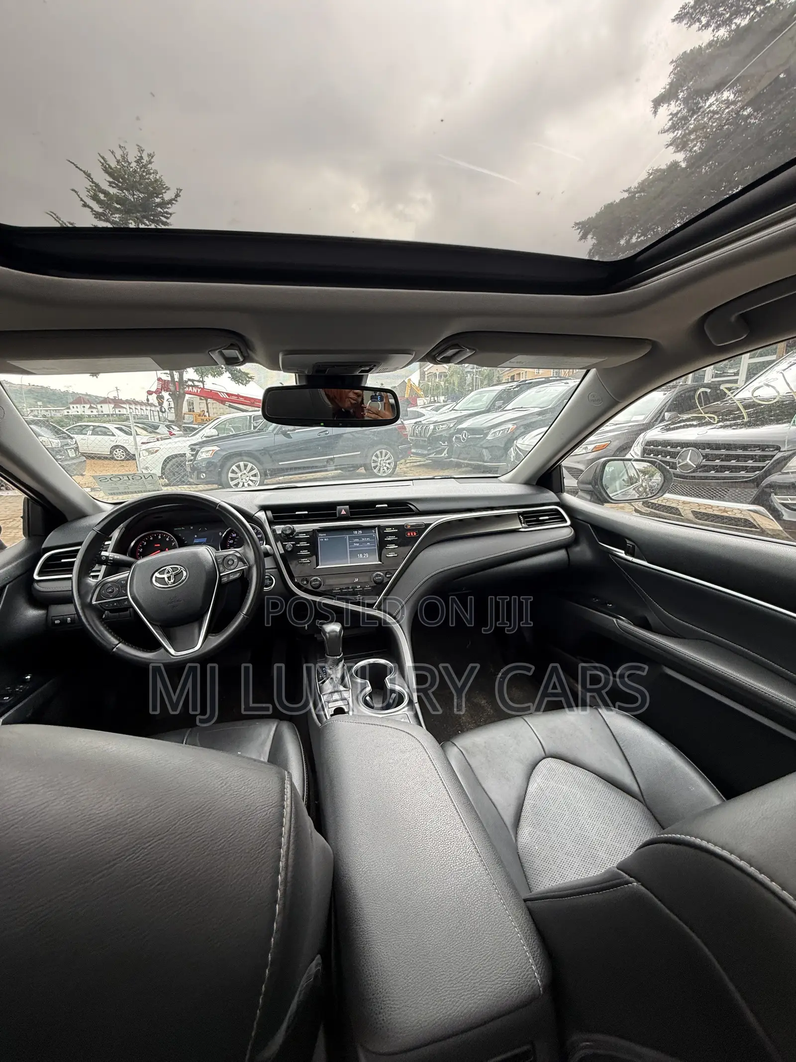 Toyota Camry XSE FWD (2.5L 4cyl 8AM) 2018 Gray