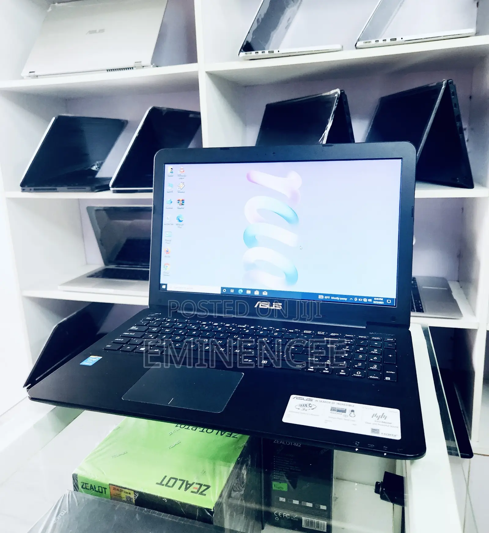 Laptop Asus X555LA 8GB Intel Core i3 HDD 500GB