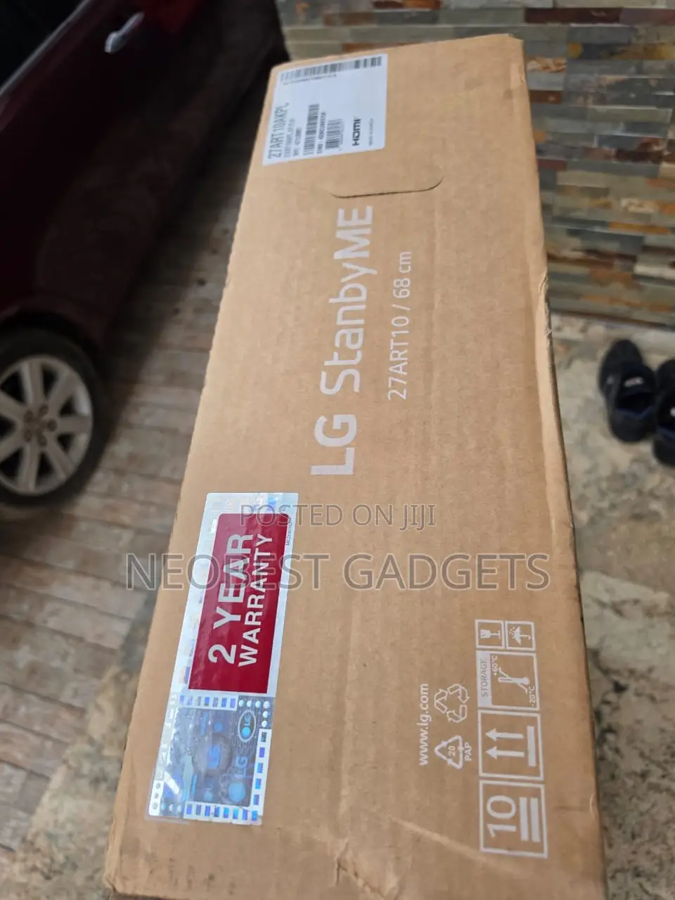 LG StanbyME Smart Portable Touchscreen Display