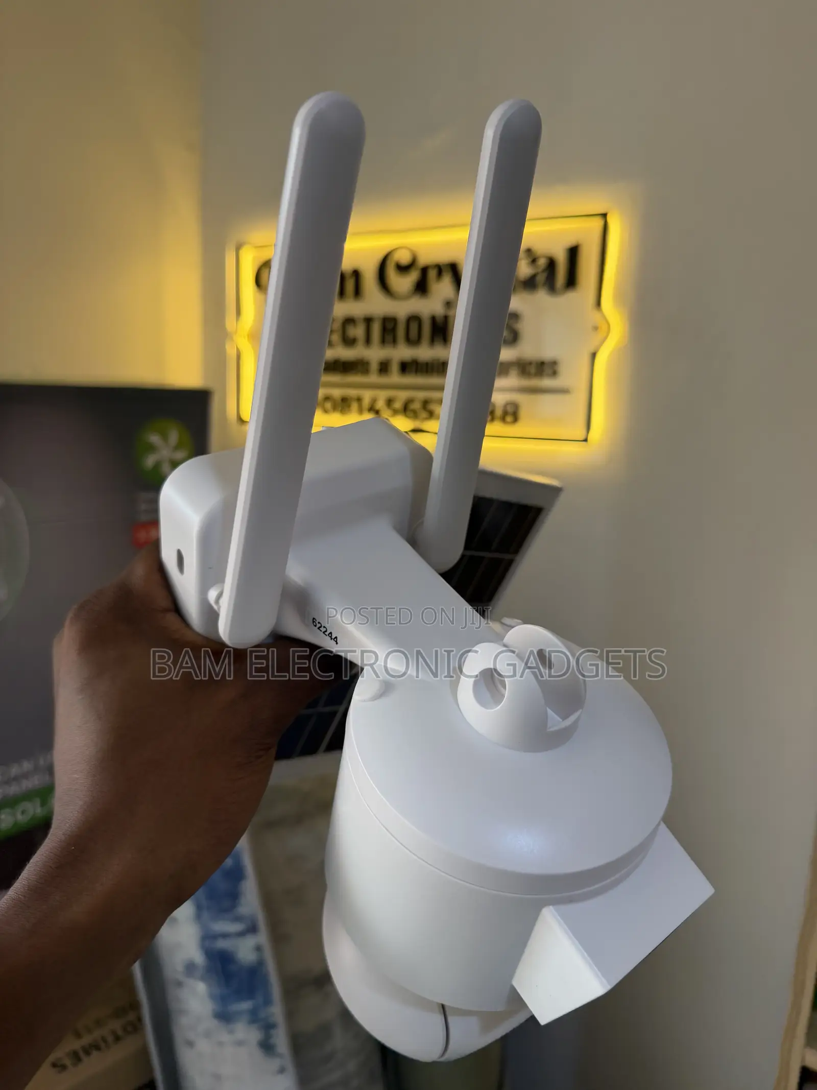 UBox 4G Solar CCTV Camera – Dual Lens