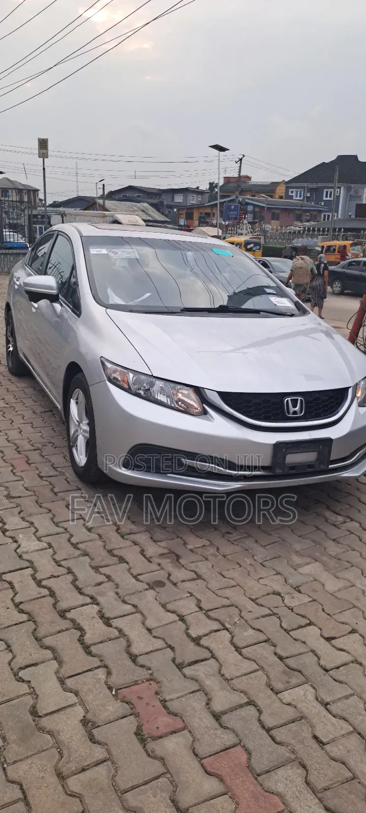 Honda Civic EX-L w/Navigation 4dr Sedan (1.8L 4cyl CVT) 2015 Silver