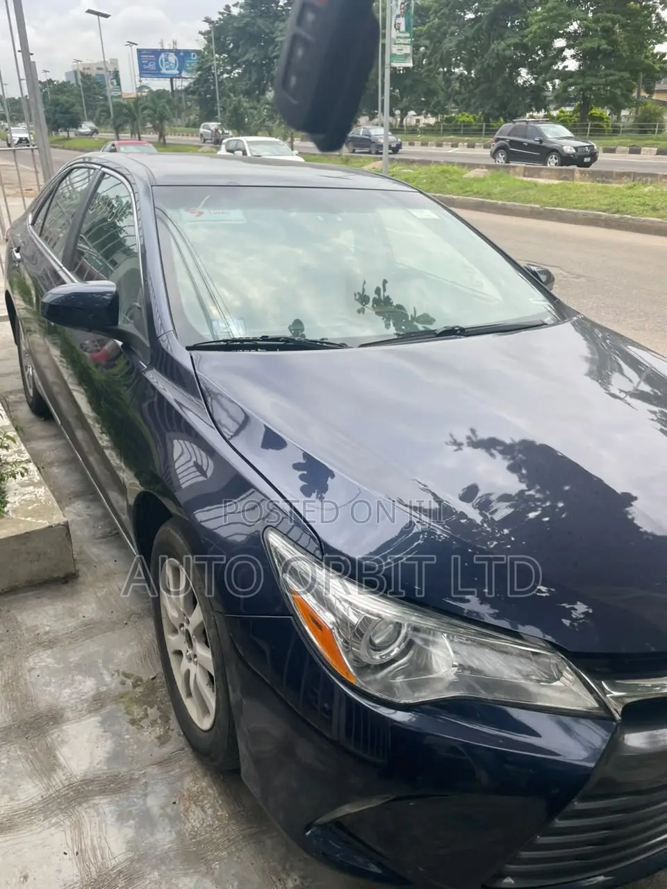 Toyota Camry LE 4dr Sedan (2.5L 4cyl 6A) 2016 Blue