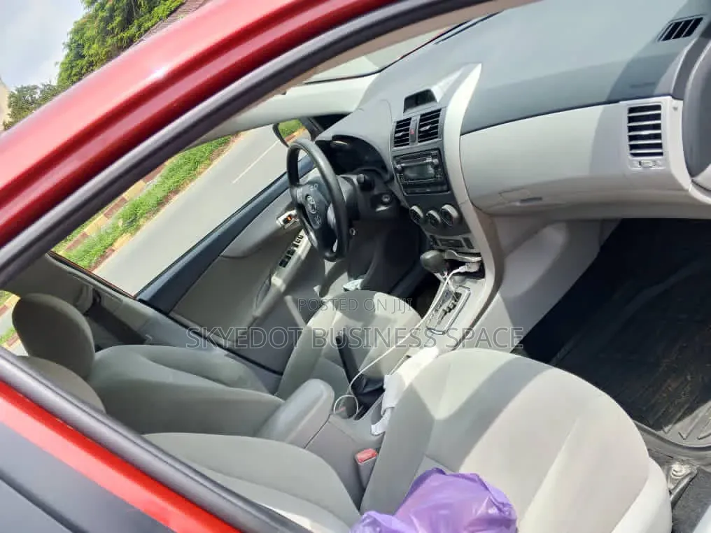 Toyota Corolla 2012 Red