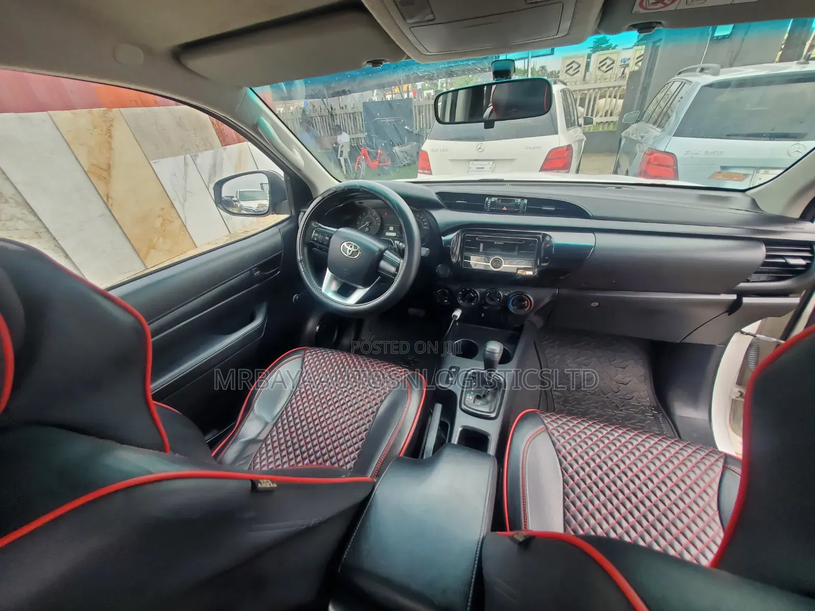 Toyota Hilux 2019 Off white