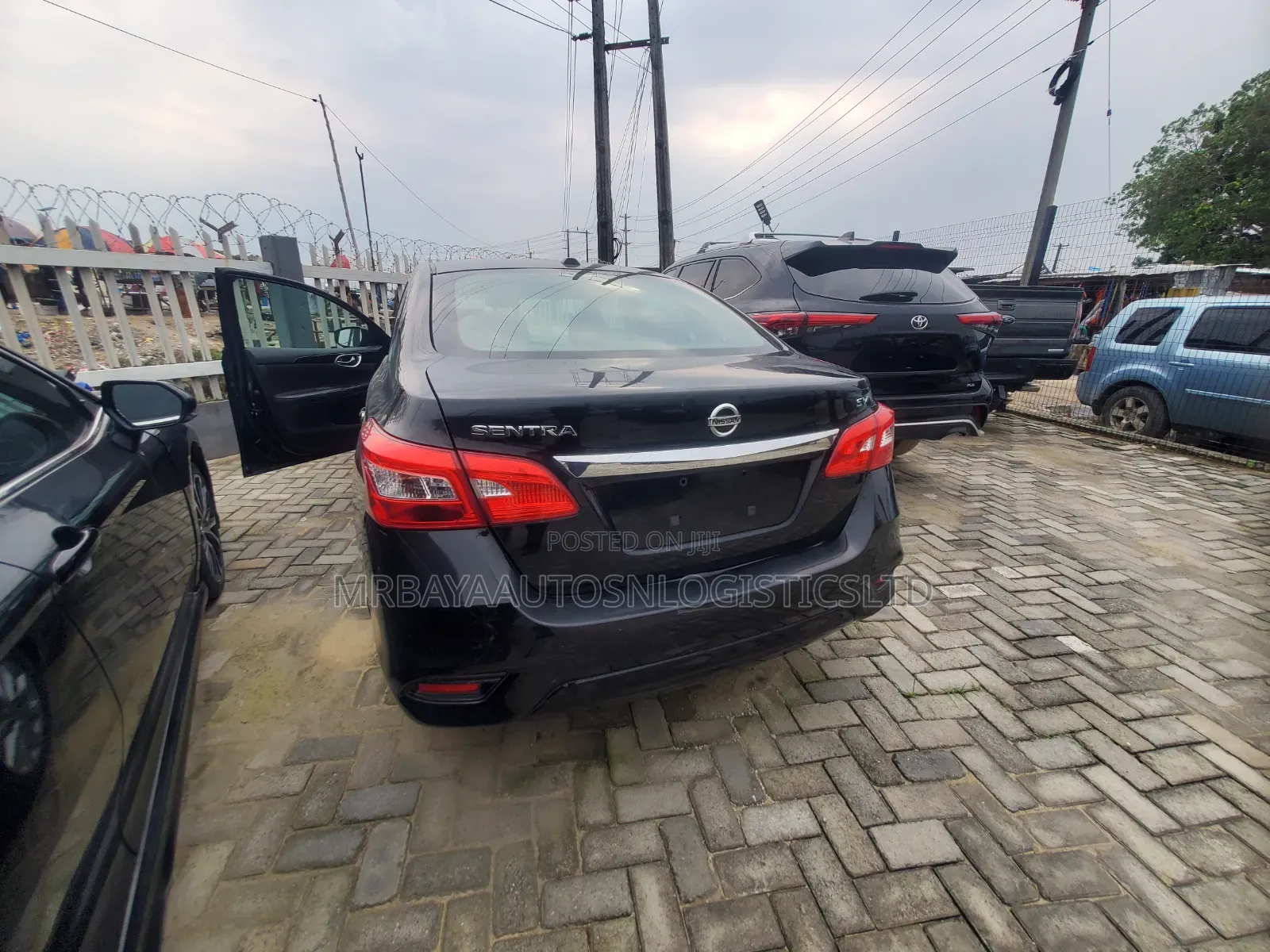 Nissan Sentra 2019 Black