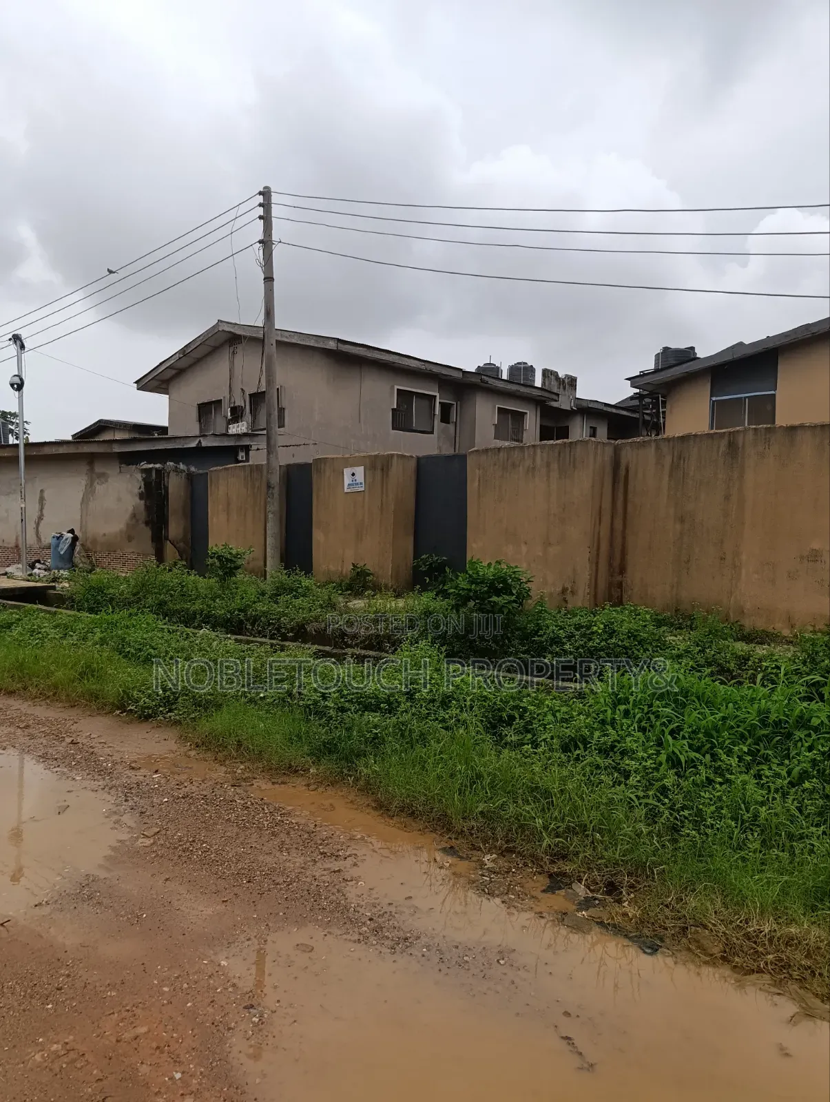 3bdrm Block of Flats in Liasu Road Idimu, Iseri Olofin for sale
