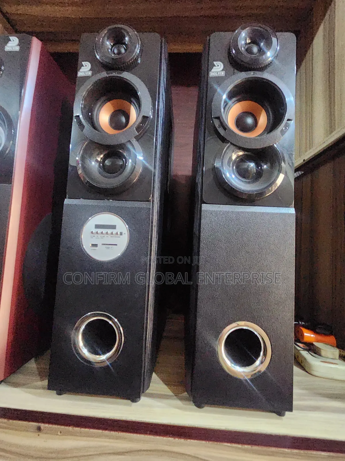 Dolvin DS-334 10000 PMPO Sound System