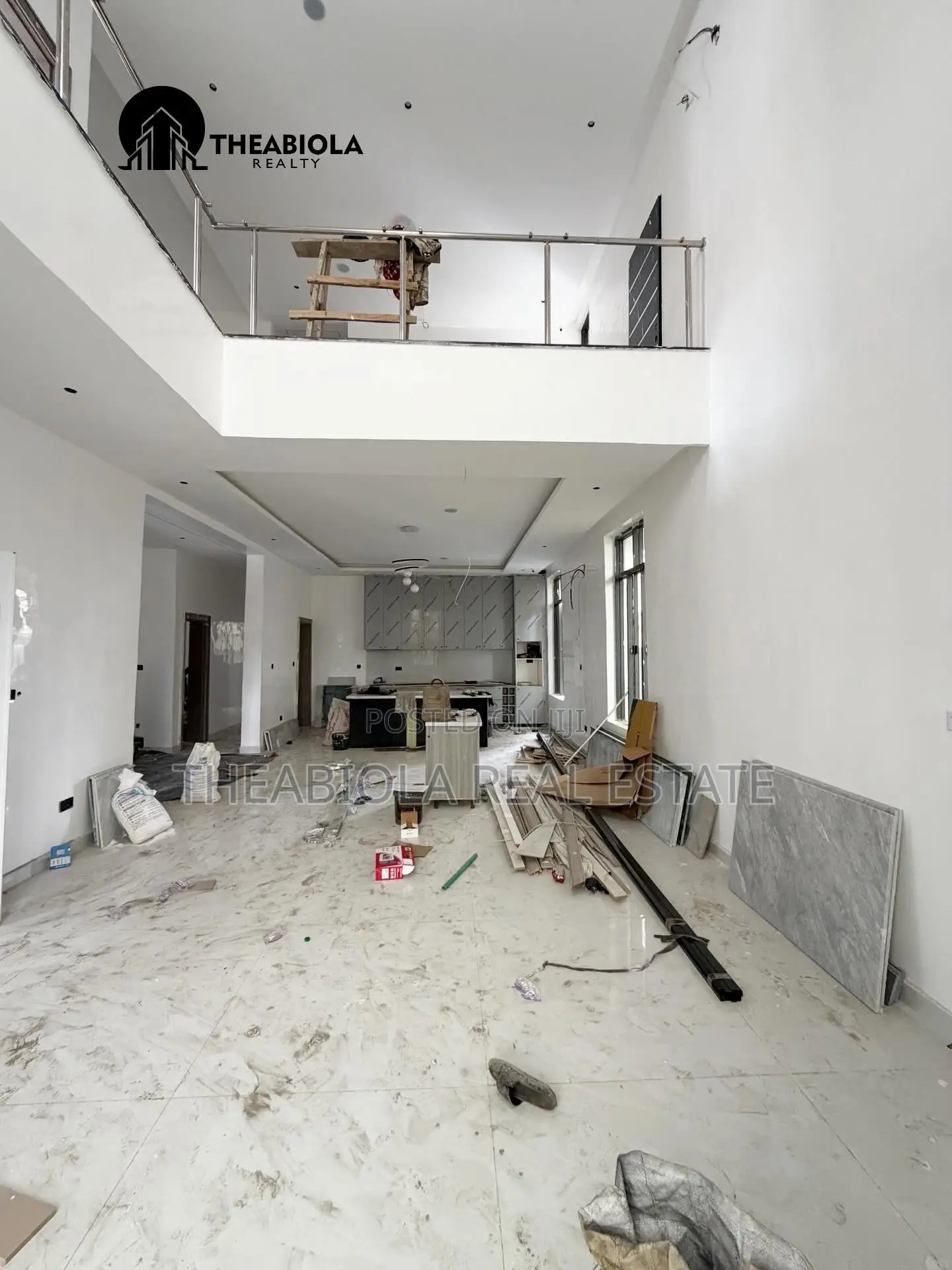 5bdrm Duplex in Apo Resettlement, for sale