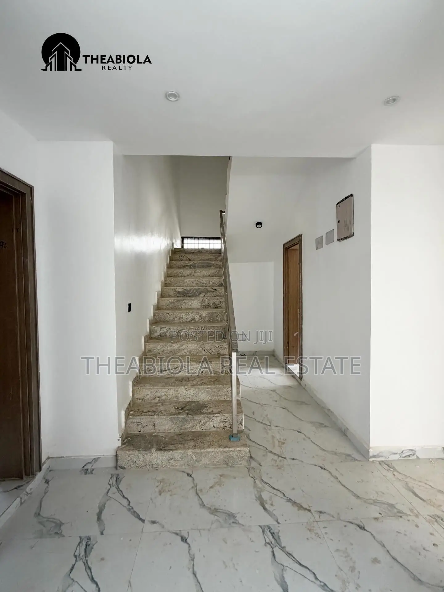 6bdrm Duplex in Katampe Extension, for sale