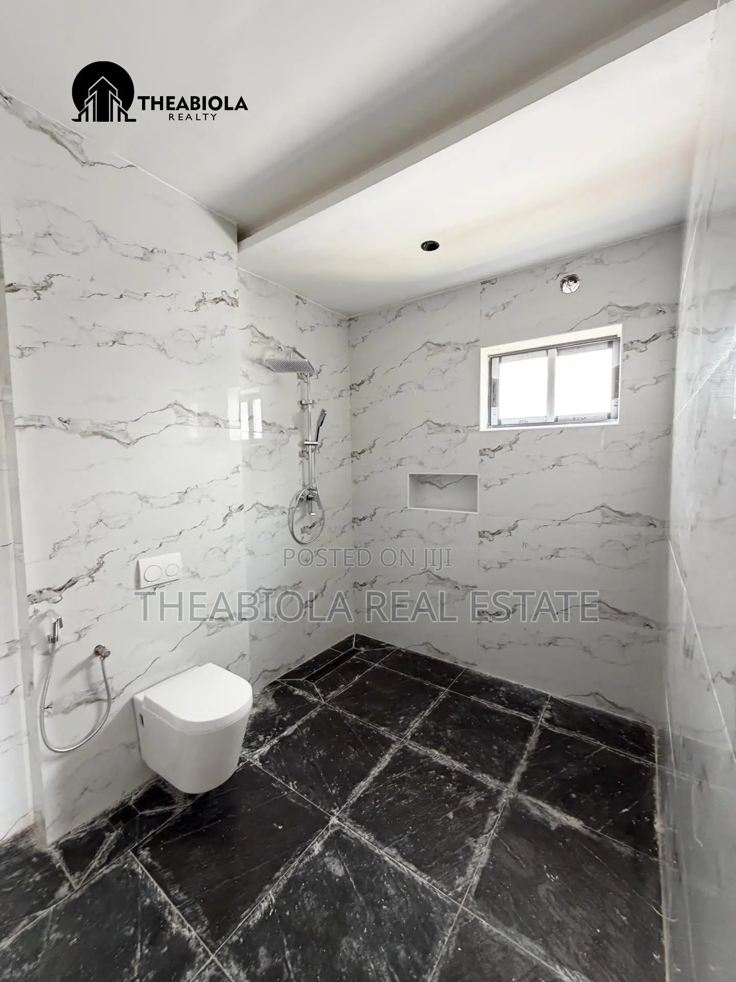 6bdrm Duplex in Katampe Extension, for sale