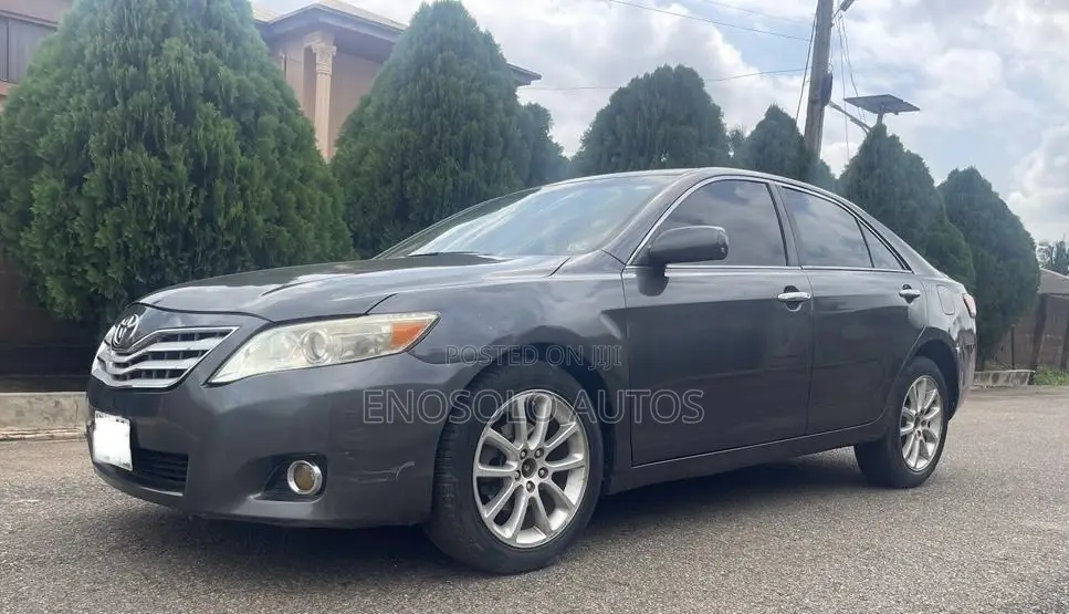 Toyota Camry 2011 Black