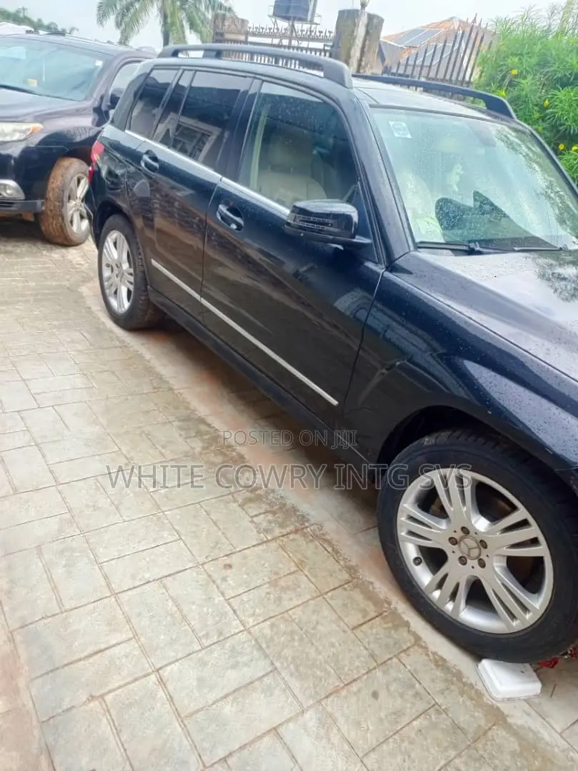 Mercedes-Benz GLK-Class 350 4MATIC 2011 Black