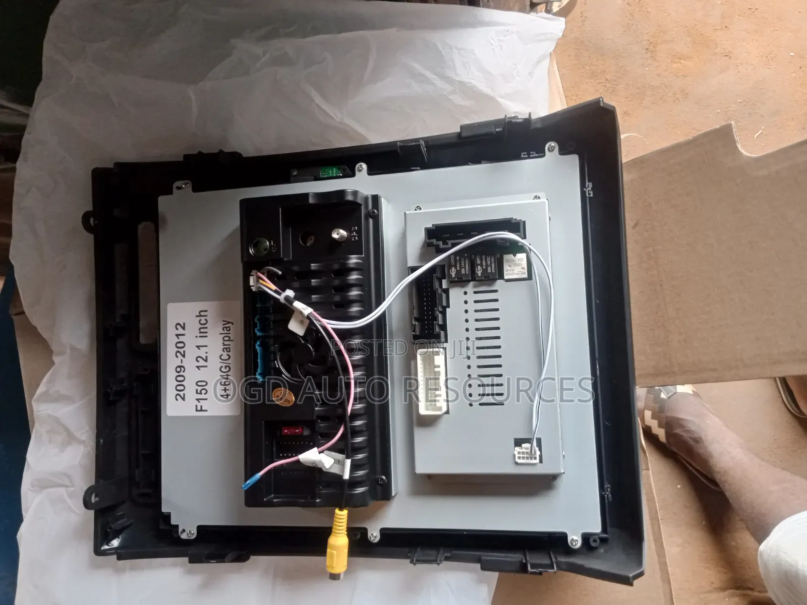 Ford F150 2009-2012 Tesla Stereo