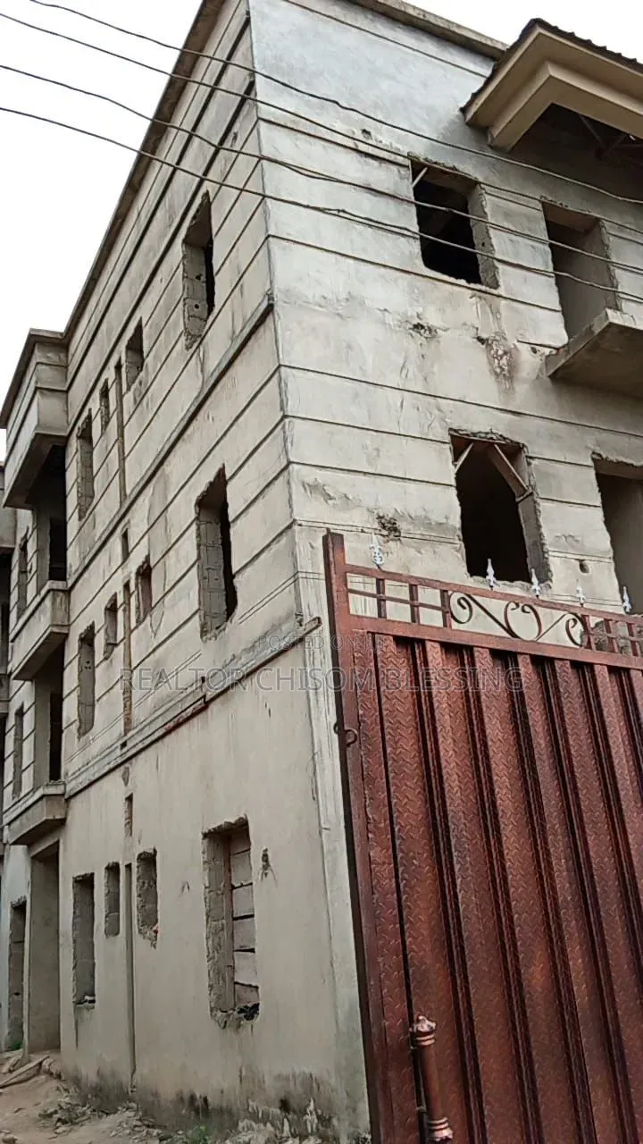 2bdrm Block of Flats in Lodu Estate Phase 1, Umuahia for sale
