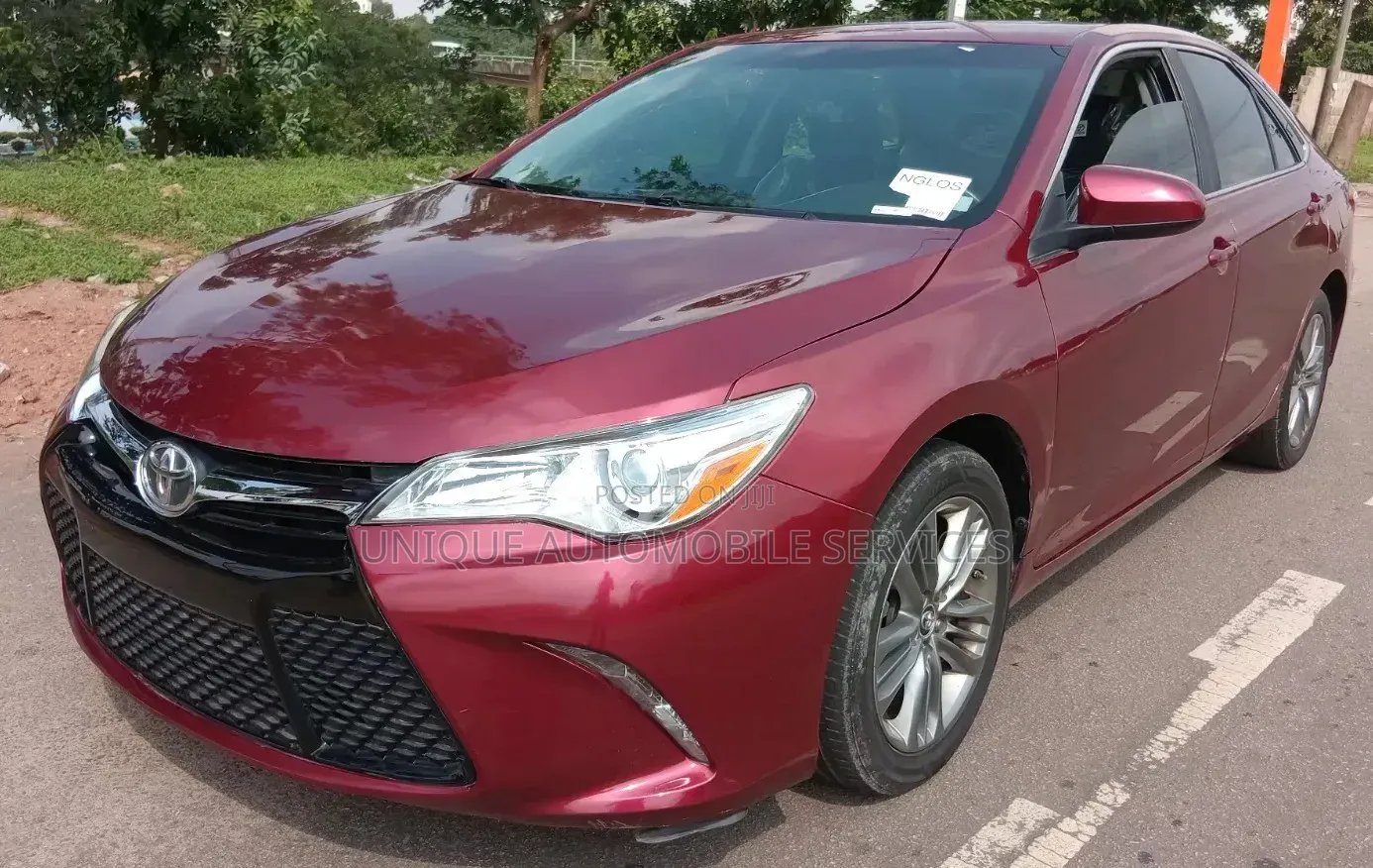 Toyota Camry SE 4dr Sedan (2.5L 4cyl 6A) 2017 Red
