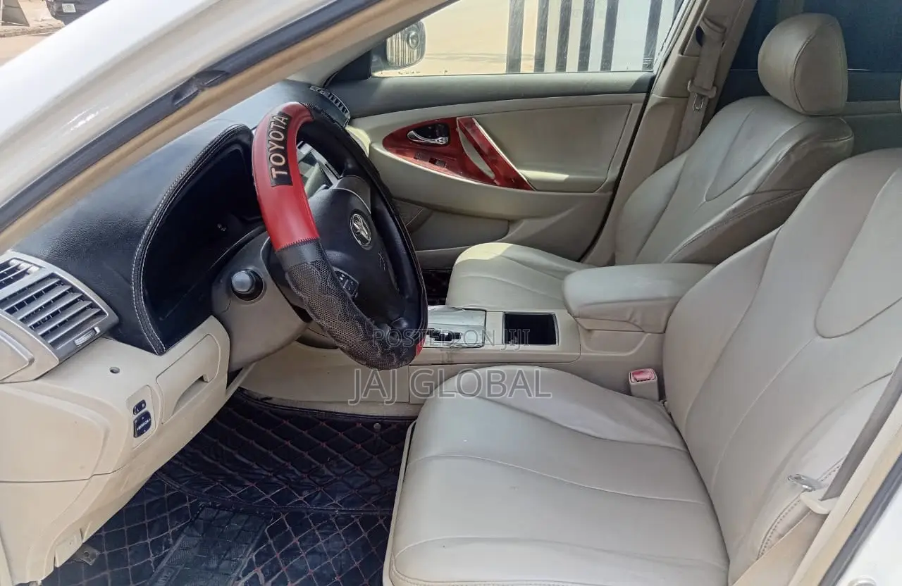 Toyota Camry 2007 White