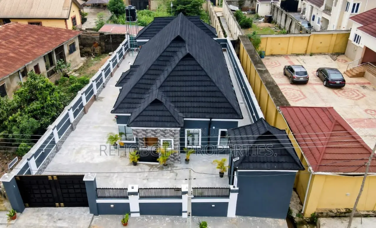 3bdrm Bungalow in Akuru, Akala Express for sale