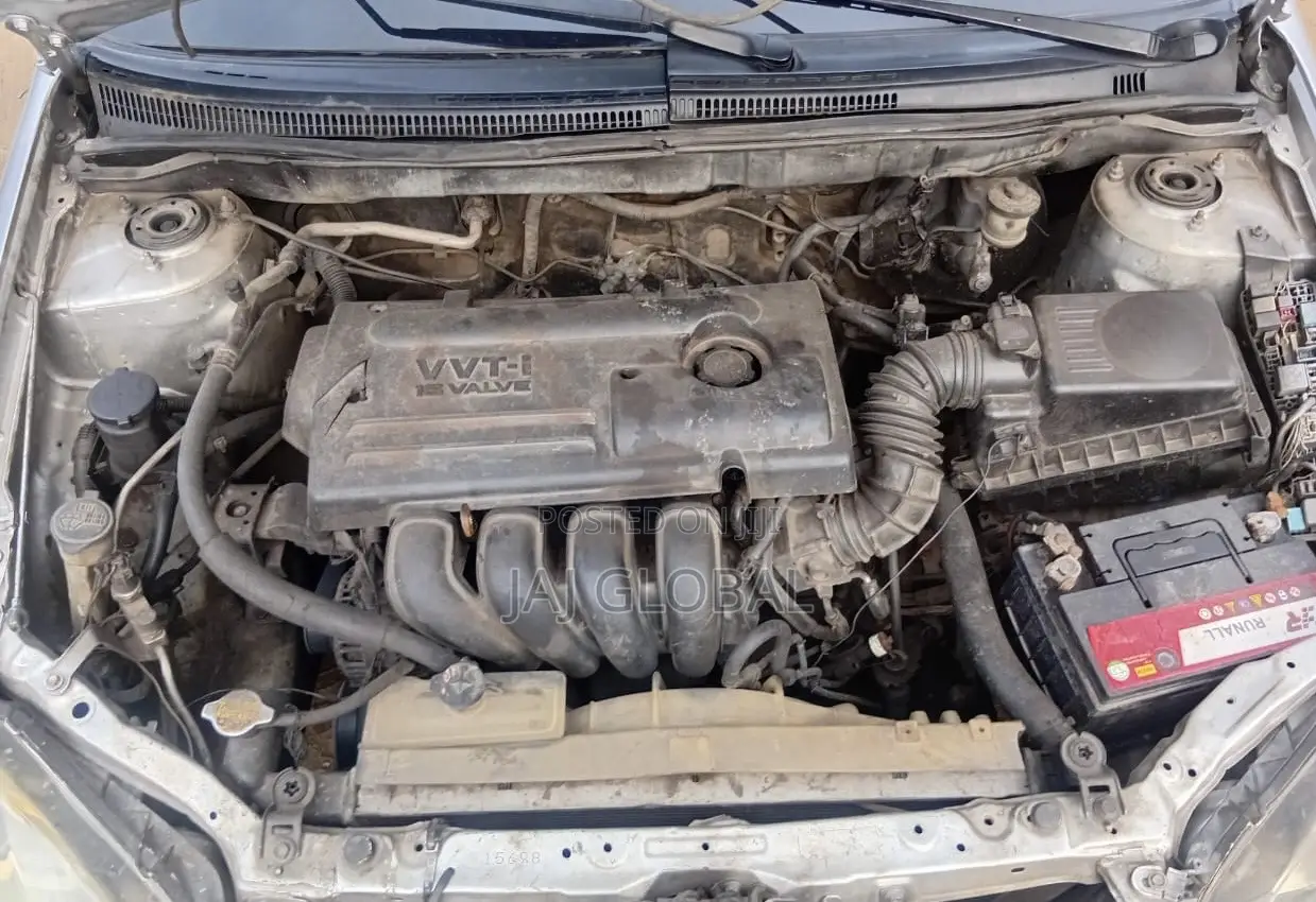 Toyota Corolla 2005 Silver