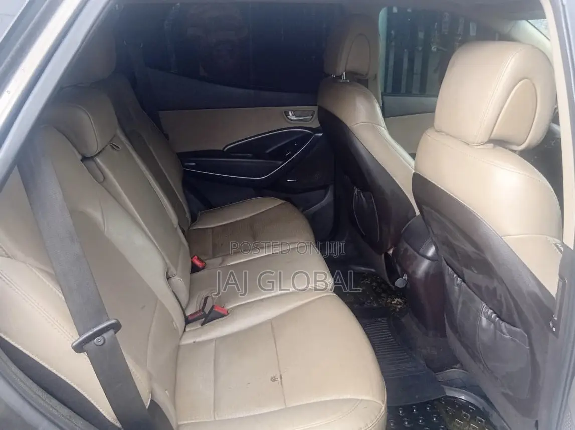 Hyundai Santa Fe 2014 Brown