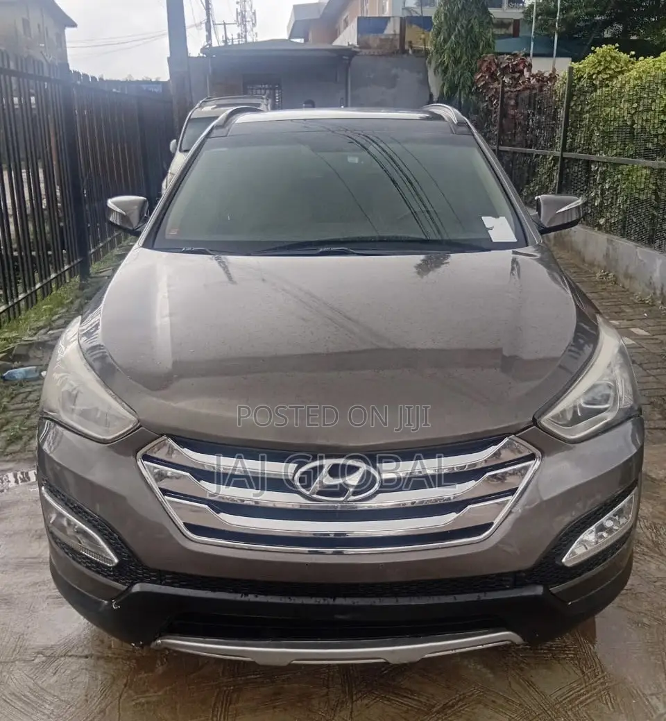 Hyundai Santa Fe 2014 Brown