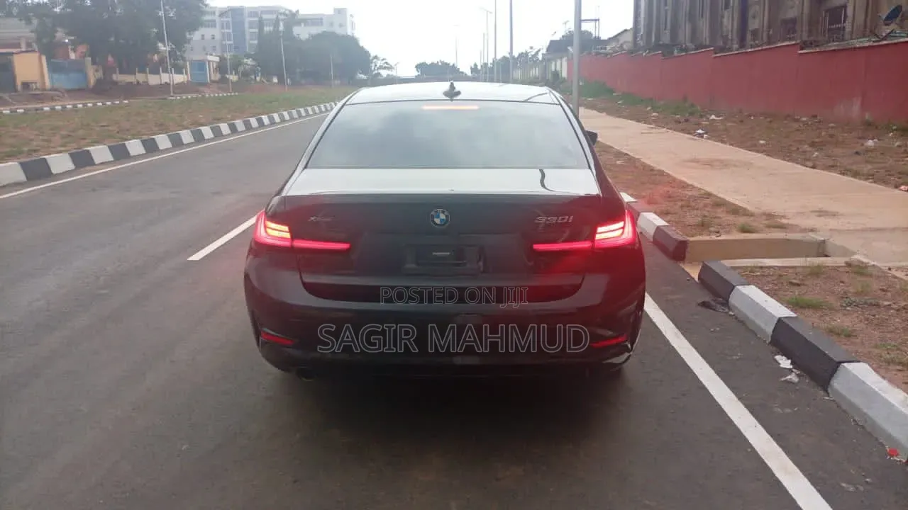 BMW 330i 2020 Black