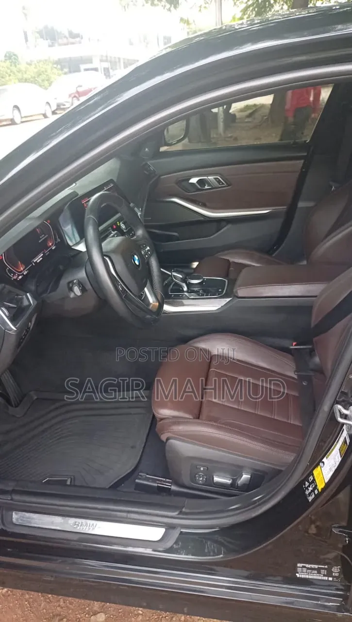 BMW 330i 2020 Black