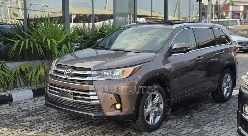 Toyota Highlander 2019 Gray