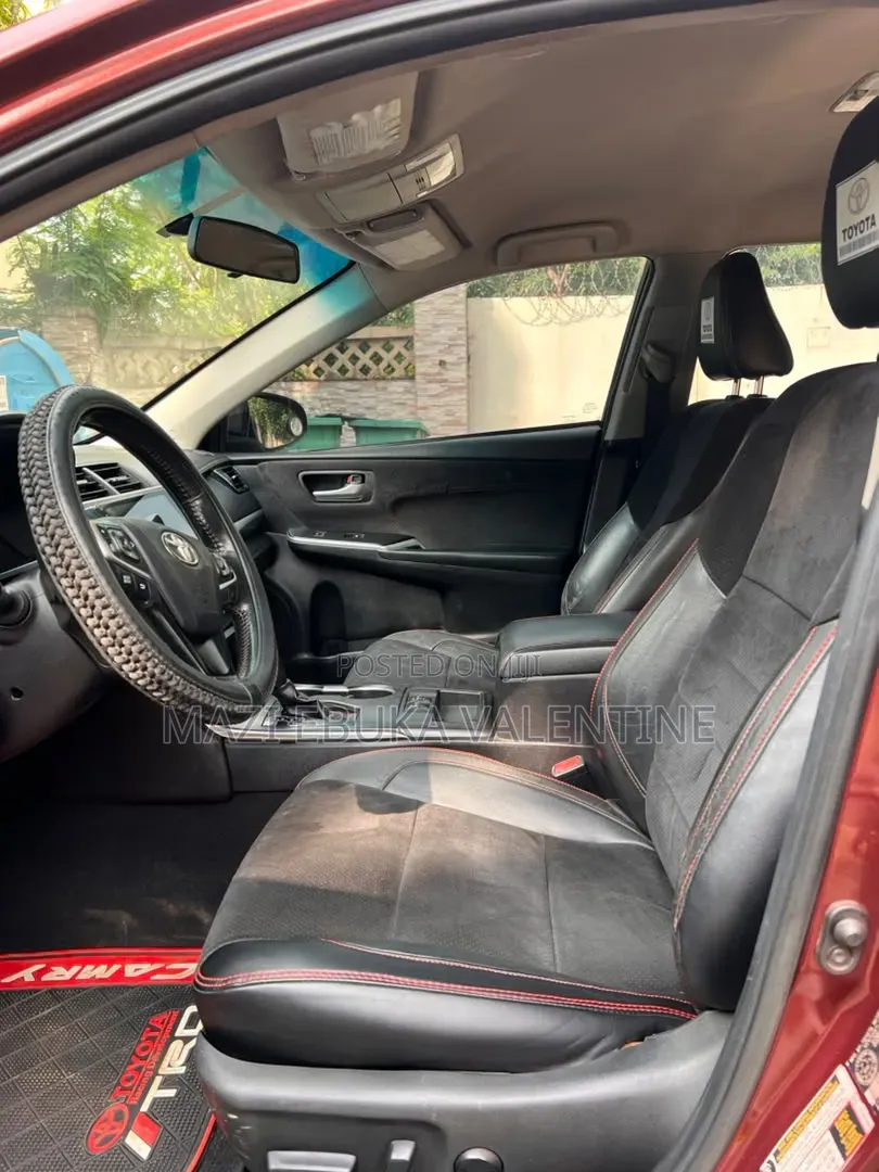 Toyota Camry 2016 Red